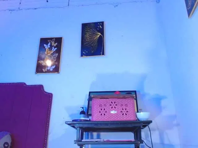 Live sex webcam photo for nathashabigass #290336067