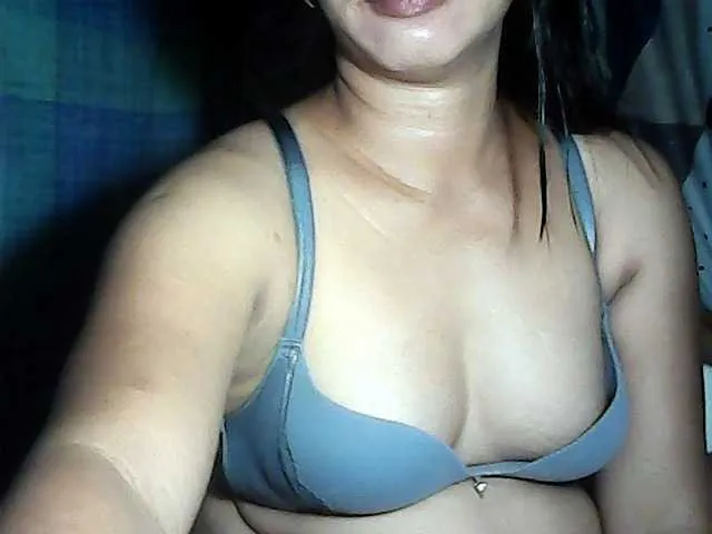 Live sex webcam photo for naturalBHEA39 #275703033