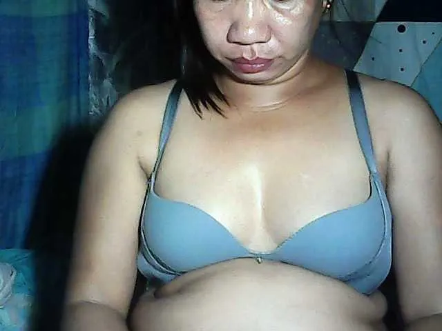 Live sex webcam photo for naturalBHEA39 #275710594