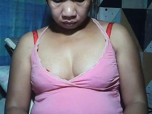 Live sex webcam photo for naturalBHEA39 #275820508