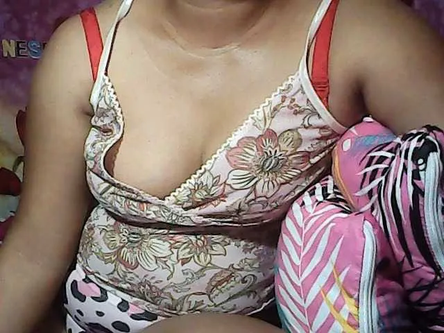 Live sex webcam photo for naturalBHEA39 #276068900