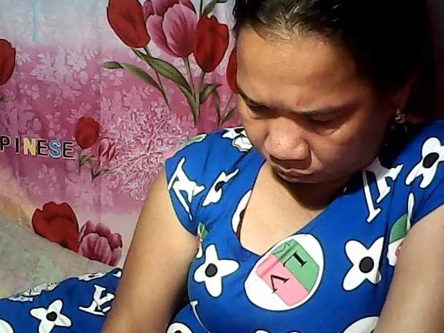 Live sex webcam photo for naturalBHEA39 #276144556
