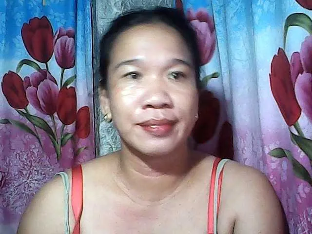Live sex webcam photo for naturalBHEA39 #276266434