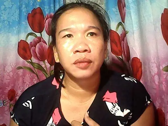 Live sex webcam photo for naturalBHEA39 #276360679