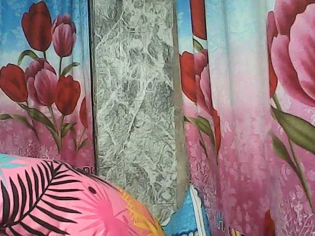 Live sex webcam photo for naturalBHEA39 #276451806