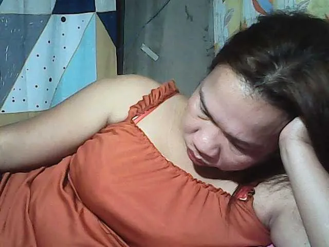 Live sex webcam photo for naturalBHEA39 #276689644