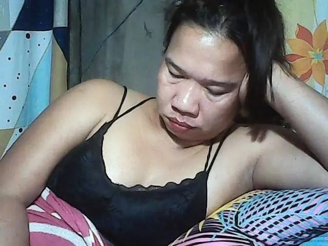 Live sex webcam photo for naturalBHEA39 #276878602