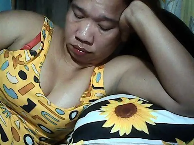 Live sex webcam photo for naturalBHEA39 #276898805