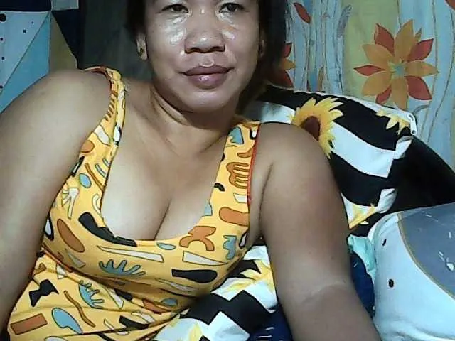 Live sex webcam photo for naturalBHEA39 #276906270