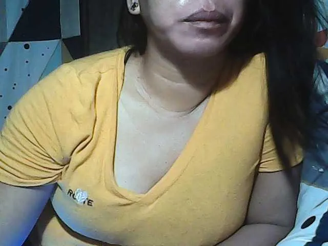 Live sex webcam photo for naturalBHEA39 #277031457