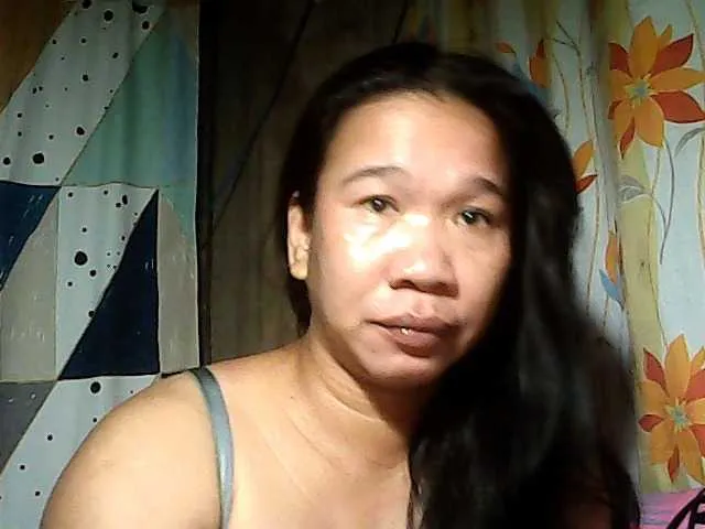 Live sex webcam photo for naturalBHEA39 #277080162