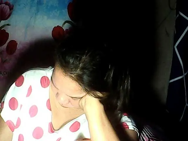 Live sex webcam photo for naturalBHEA39 #278121756