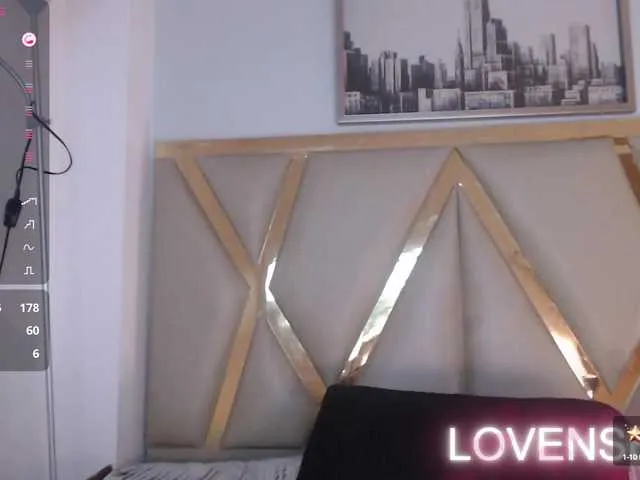 Live sex webcam photo for naturalmoommy #290913592