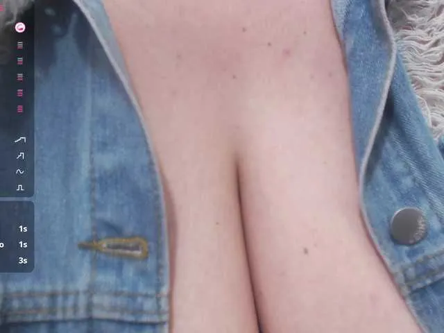 Live sex webcam photo for naturalmoommy #291060488