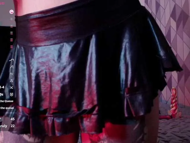 Live sex webcam photo for naturaltiits #290545406