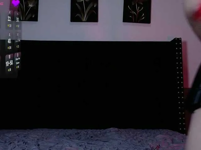 Live sex webcam photo for naturaltiits #290994499