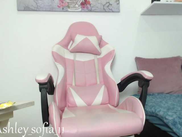 Live sex webcam photo for naturesquirts #272609361