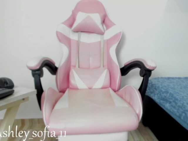 Live sex webcam photo for naturesquirts #272992931