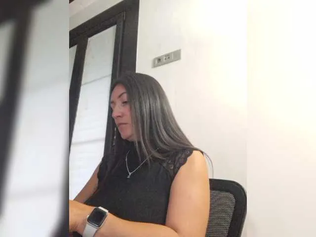 Live sex webcam photo for natylusexy #291133280