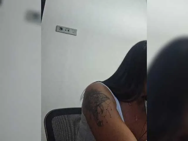 Live sex webcam photo for natylusexy #291779297