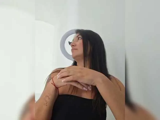 Live sex webcam photo for natylusexy #292027081