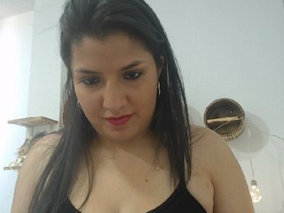 Live sex webcam photo for naughty-girl #198595803