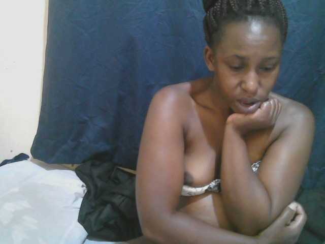 Live sex webcam photo for naughty-slender #291887320