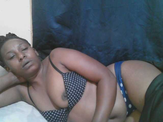 Live sex webcam photo for naughty-slender #291927484