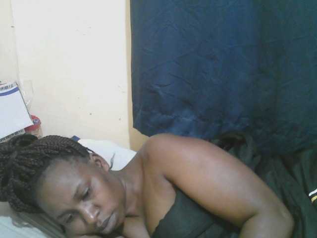 Live sex webcam photo for naughty-slender #291936525