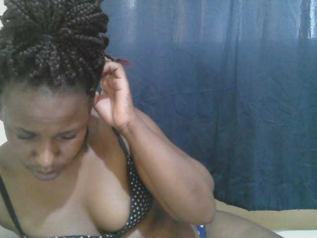 Live sex webcam photo for naughty-slender #291945804