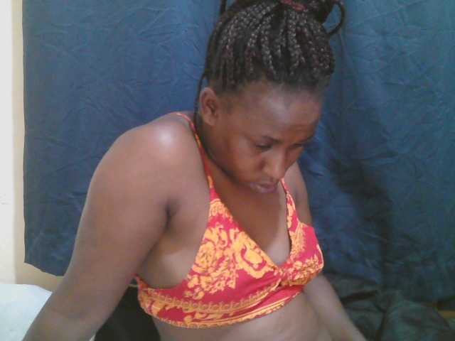 Live sex webcam photo for naughty-slender #291951100