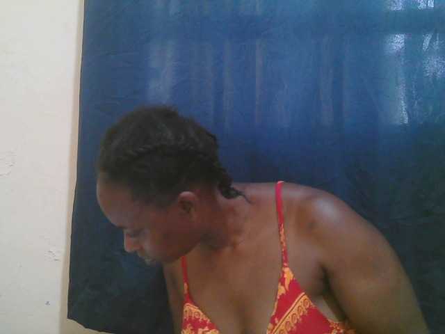 Live sex webcam photo for naughty-slender #291971932