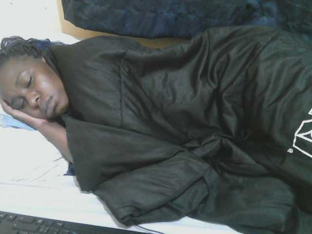 Live sex webcam photo for naughty-slender #292023113