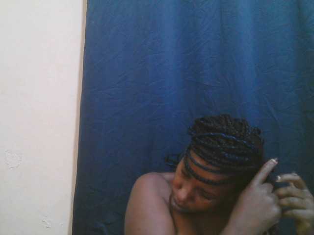 Live sex webcam photo for naughty-slender #292089987