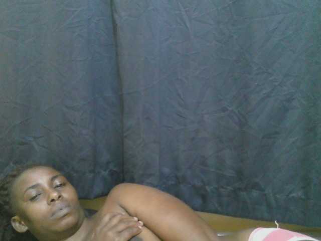 Live sex webcam photo for naughty-slender #292402835