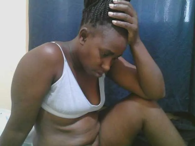 Live sex webcam photo for naughty-slender #293191617