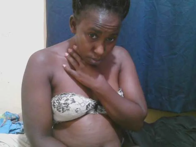 Live sex webcam photo for naughty-slender #293226221