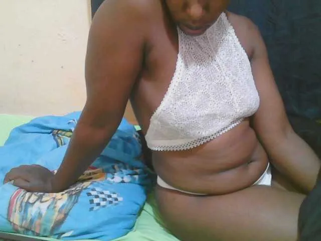 Live sex webcam photo for naughty-slender #293294875