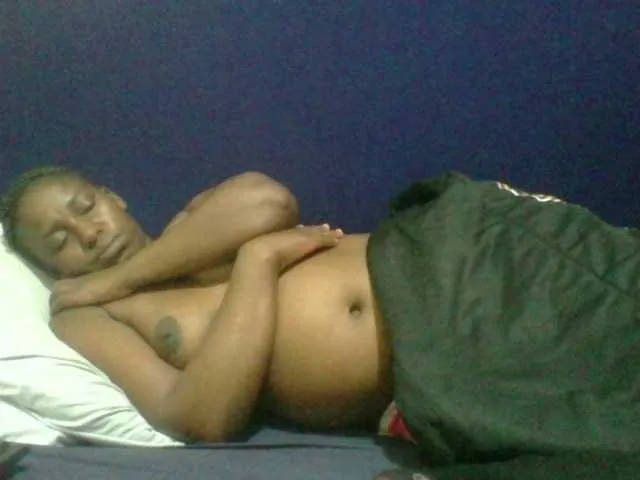 Live sex webcam photo for naughty-slender #293603616