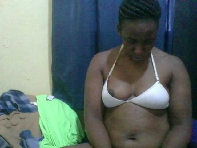 Live sex webcam photo for naughty-slender #293683935