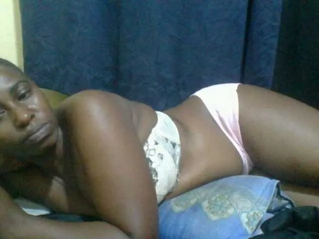Live sex webcam photo for naughty-slender #293761705