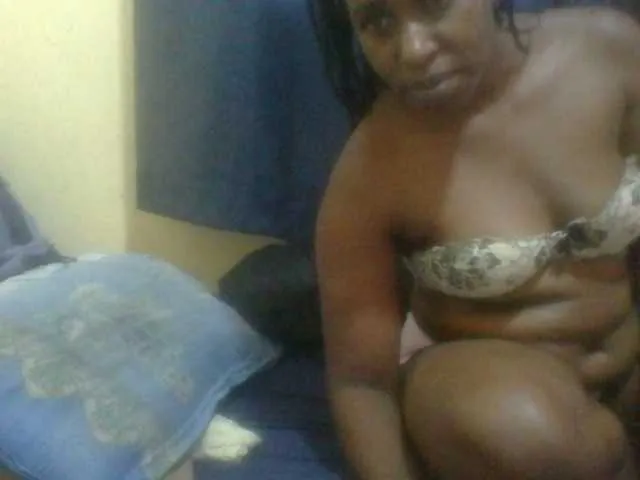 Live sex webcam photo for naughty-slender #293765930