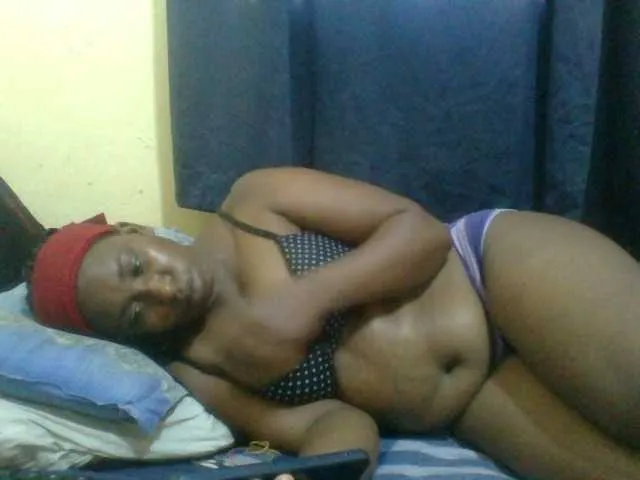 Live sex webcam photo for naughty-slender #293778764