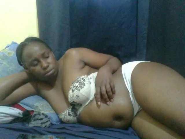 Live sex webcam photo for naughty-slender #293841120