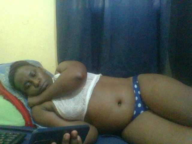 Live sex webcam photo for naughty-slender #293904509