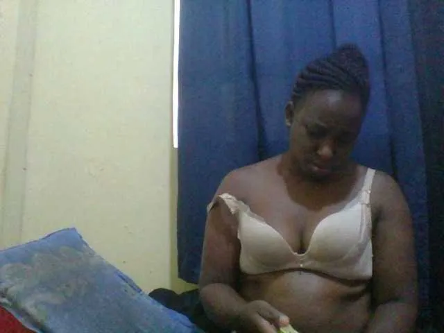 Live sex webcam photo for naughty-slender #293972317