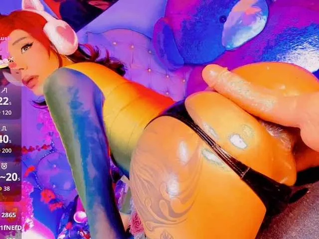 Live sex webcam photo for naughty-ts #292088593