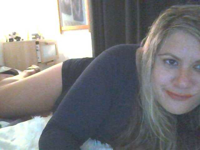 Live sex webcam photo for naughtysoph12 #276341585