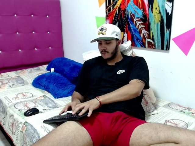 Live sex webcam photo for nebiros-black #275734986