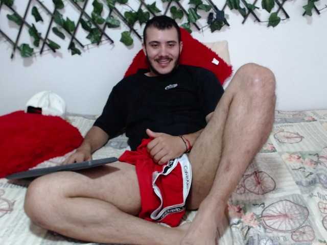 Live sex webcam photo for nebiros-black #275787600